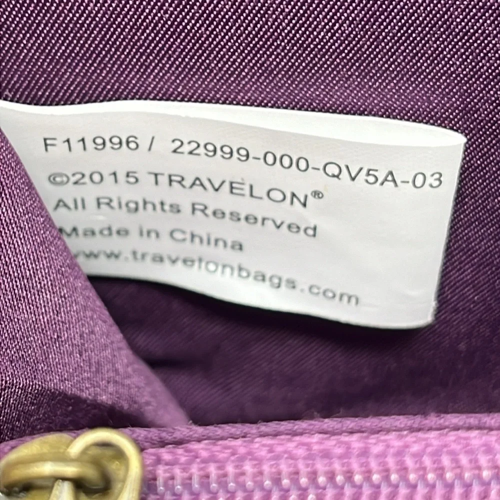 TRAVELON Wristlet RFID Signature Purple  Pleated Double Zip Clutch